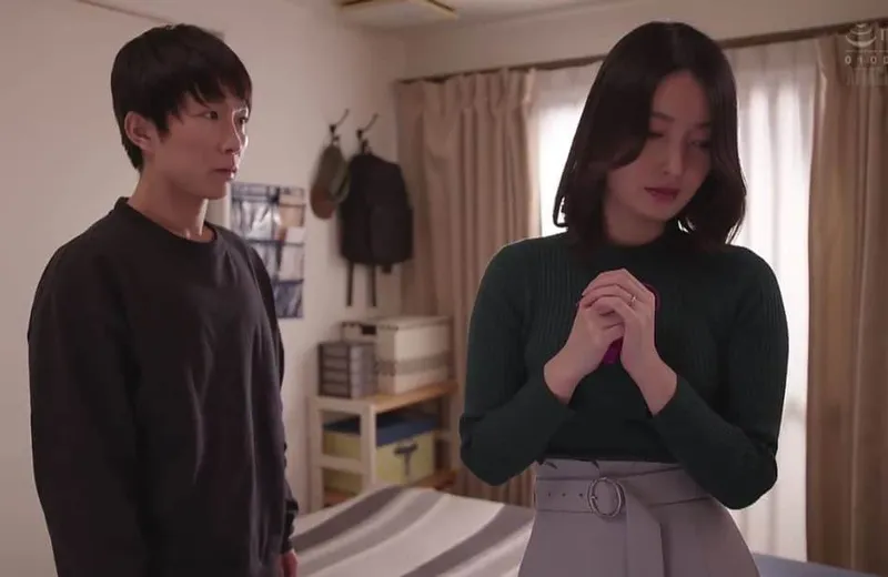 Thấy bố phang mẹ kế mãi không có thai, cậu con trai ra tay giúp đỡ